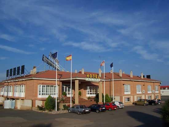 Mlc Benavente Hotel Buitenkant foto